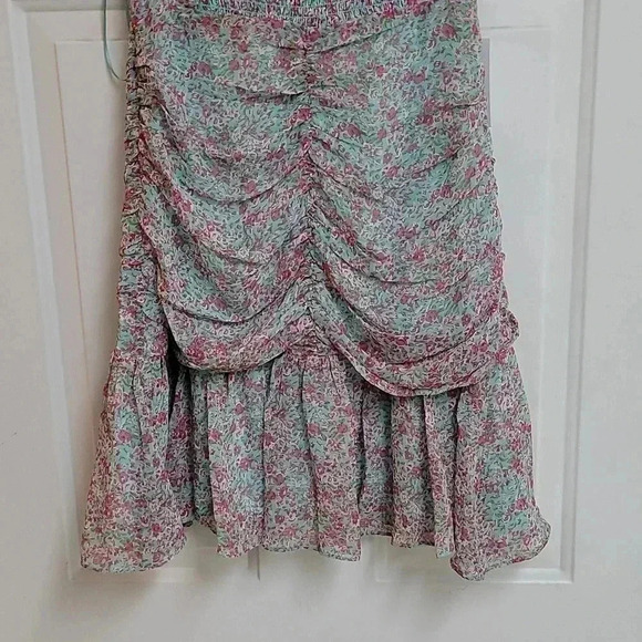 ASTR The Label OFF SHOULDER RUCHED FLORAL MINI DRESS - Picture 10 of 10